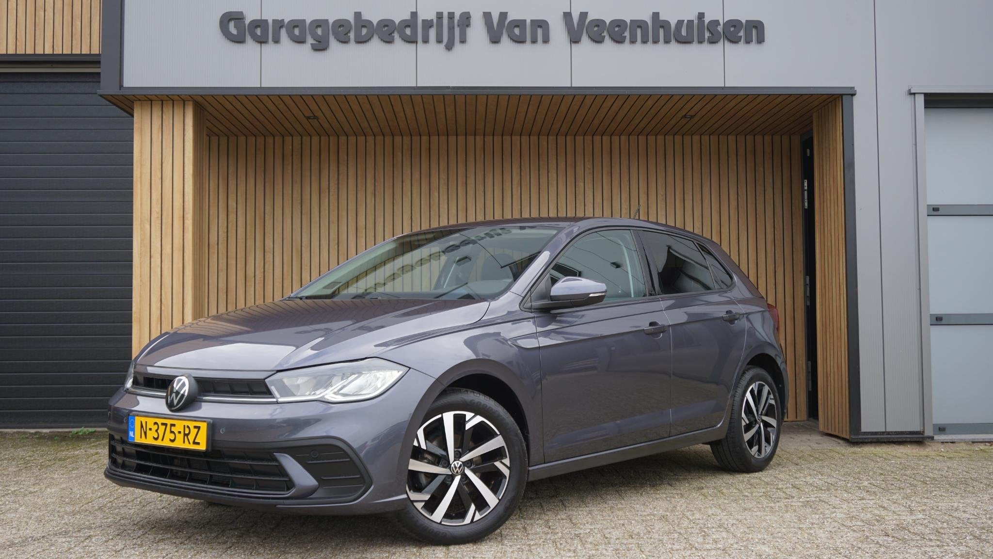 Volkswagen Polo 1.0 TSI 95pk 5Drs Life *Facelift Polo* Virtu, Voorwielaandrijving, Stof, Gebruikt, 1072 kg