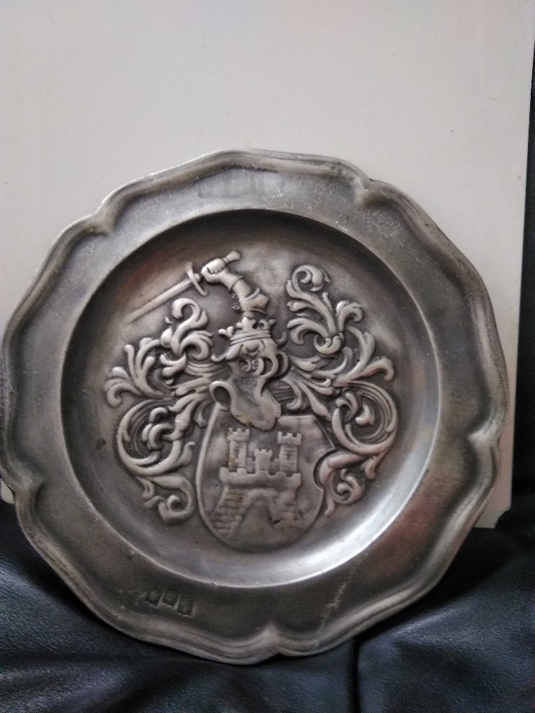 PRACHTIG TINNEN WANDBORD MET WAPEN (kasteel & zwaard)., Antiek en Kunst, Antiek | Tin, Ophalen of Verzenden