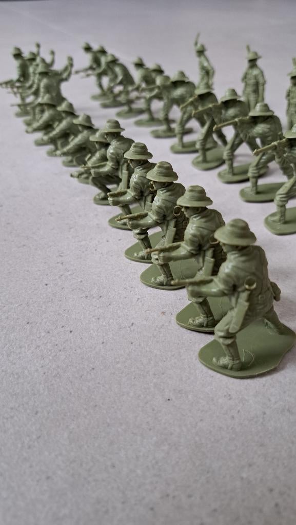 Airfix 1:32 WW2 Australische infanterie, 28 stuks jaren '70, Ophalen of Verzenden, Gebruikt