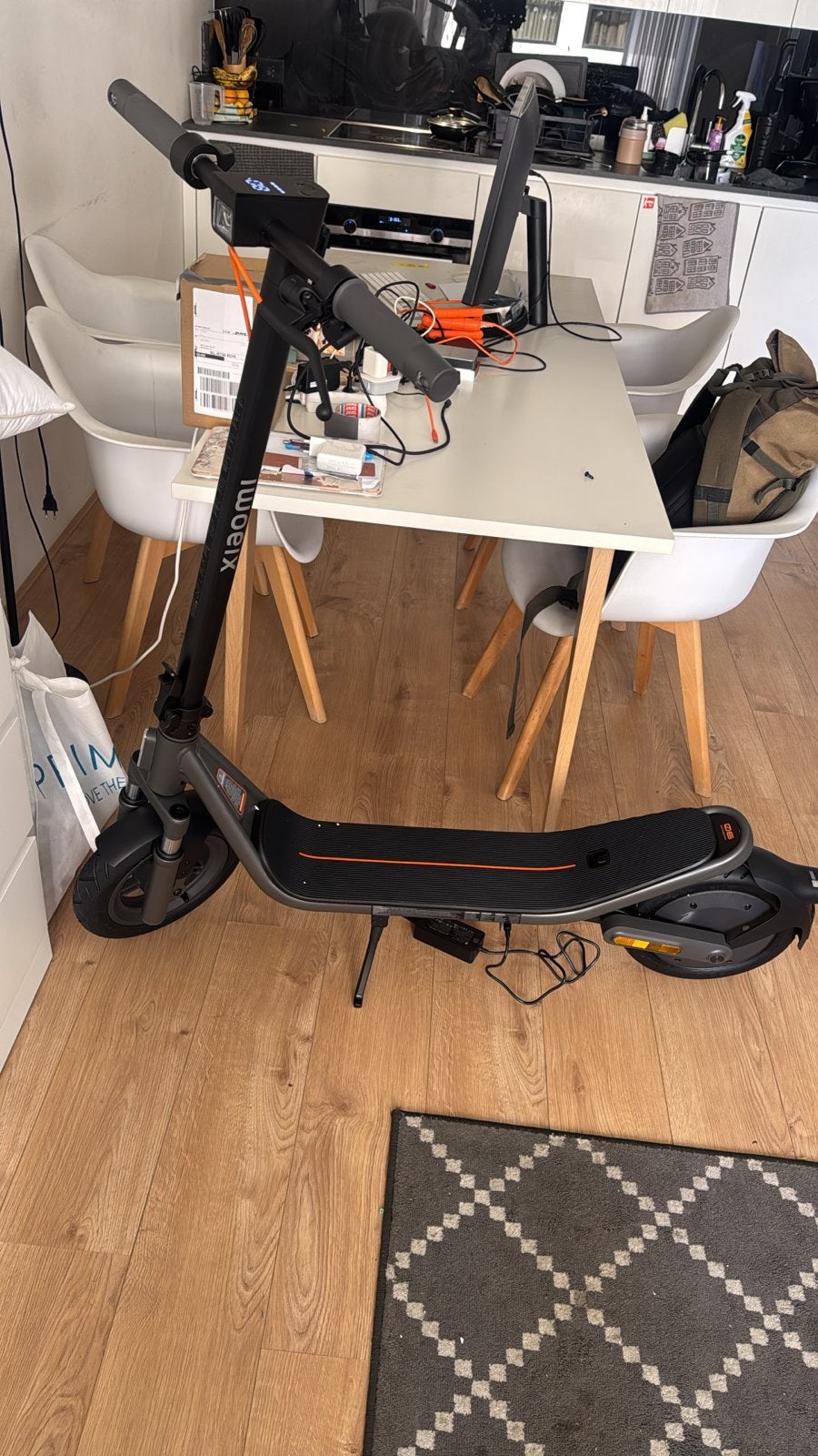 Xiaomi  Mi 6 Elektrische Step - NIEUWE vanuit die doos, Ophalen of Verzenden, Nieuw, Elektrische step (E-scooter)