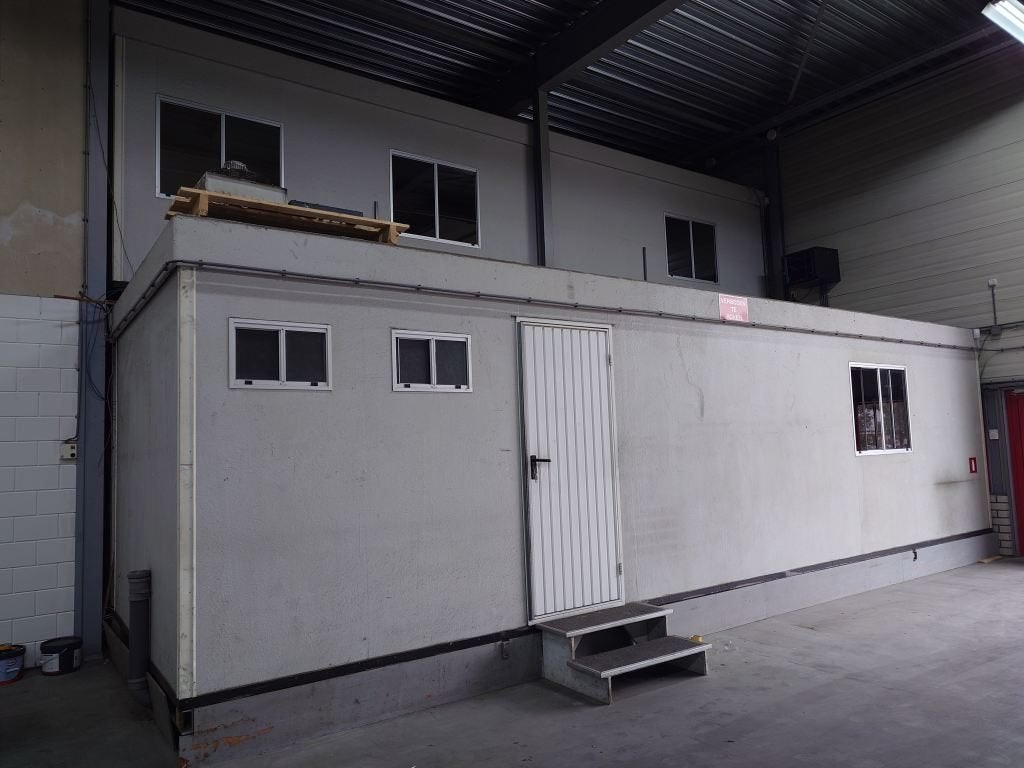 Te Koop: Kantine En Kantoor Units  (z.g.a.n.), Ophalen