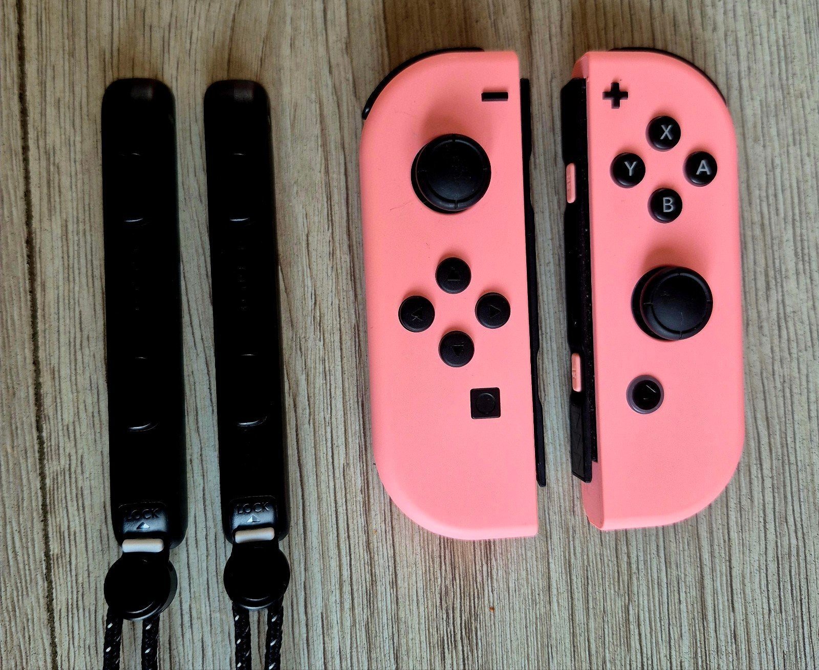 Nieuw! Originele Nintendo Switch Joy cons Roze + straps., Ophalen of Verzenden
