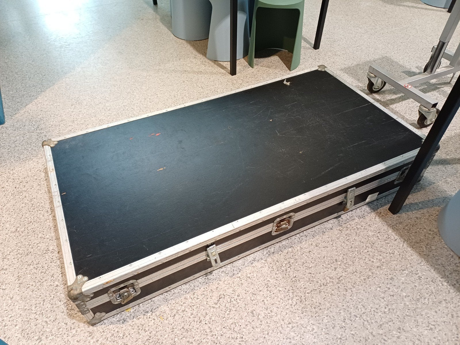 Flight case groot plat formaat ophalen uit Assen, Ophalen, Gebruikt, Overige instrumenten