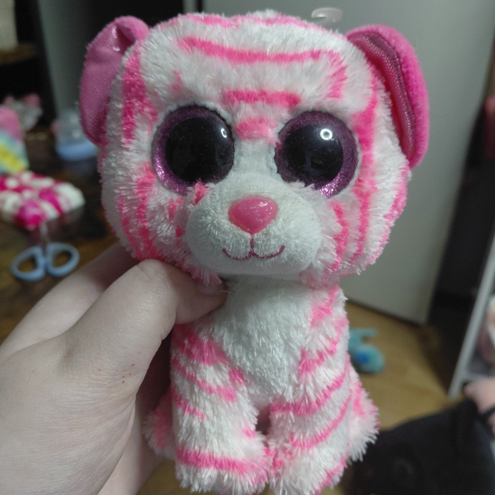 Ty Beanie Boos Asia the Tiger knuffel, Overige karakters, Ophalen of Verzenden, Zo goed als nieuw, Roze