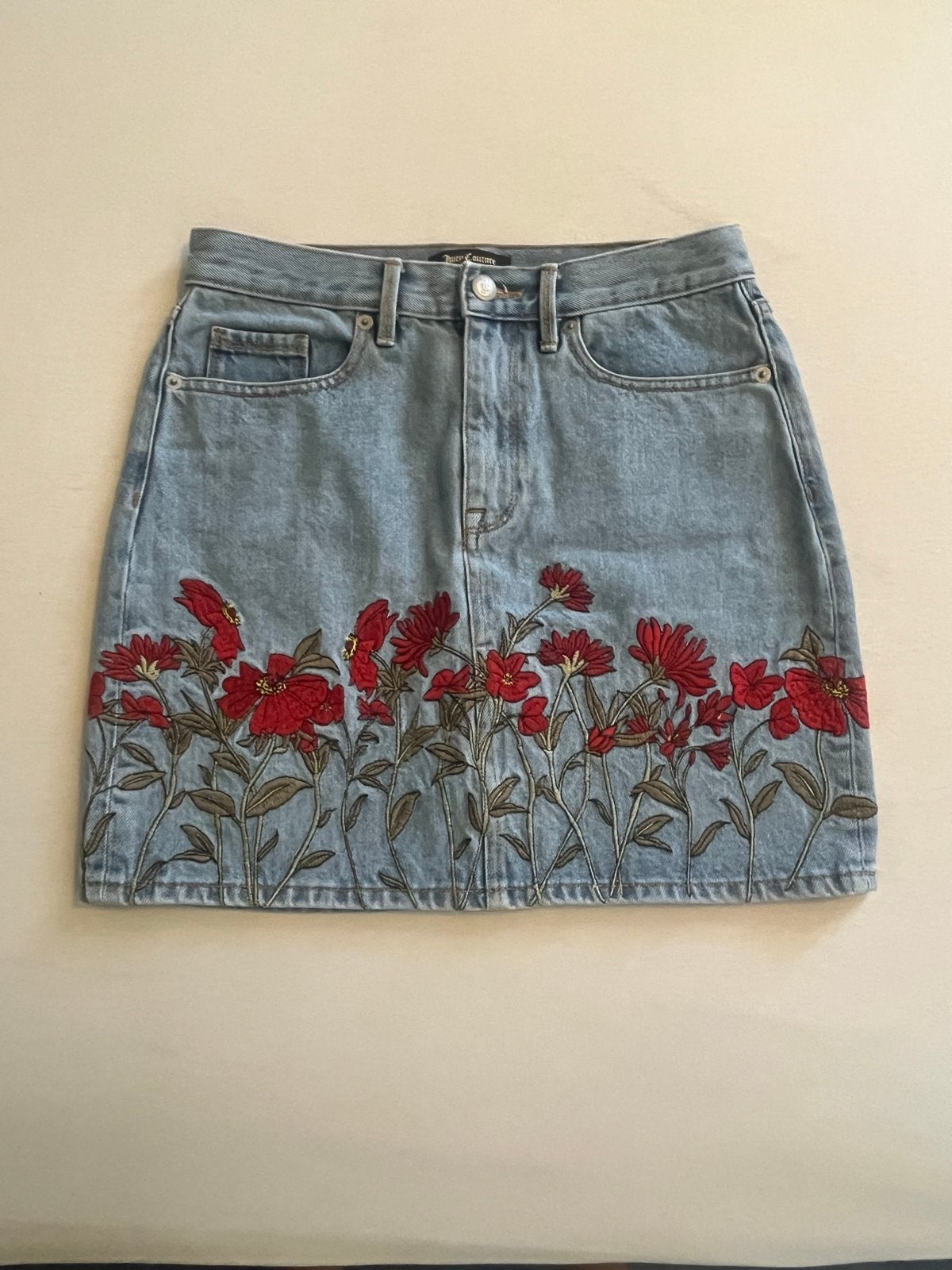 Juicy Couture spijkerrok met bloemenborduursel, Blauw, Ophalen of Verzenden, Zo goed als nieuw, Maat 36 (S)