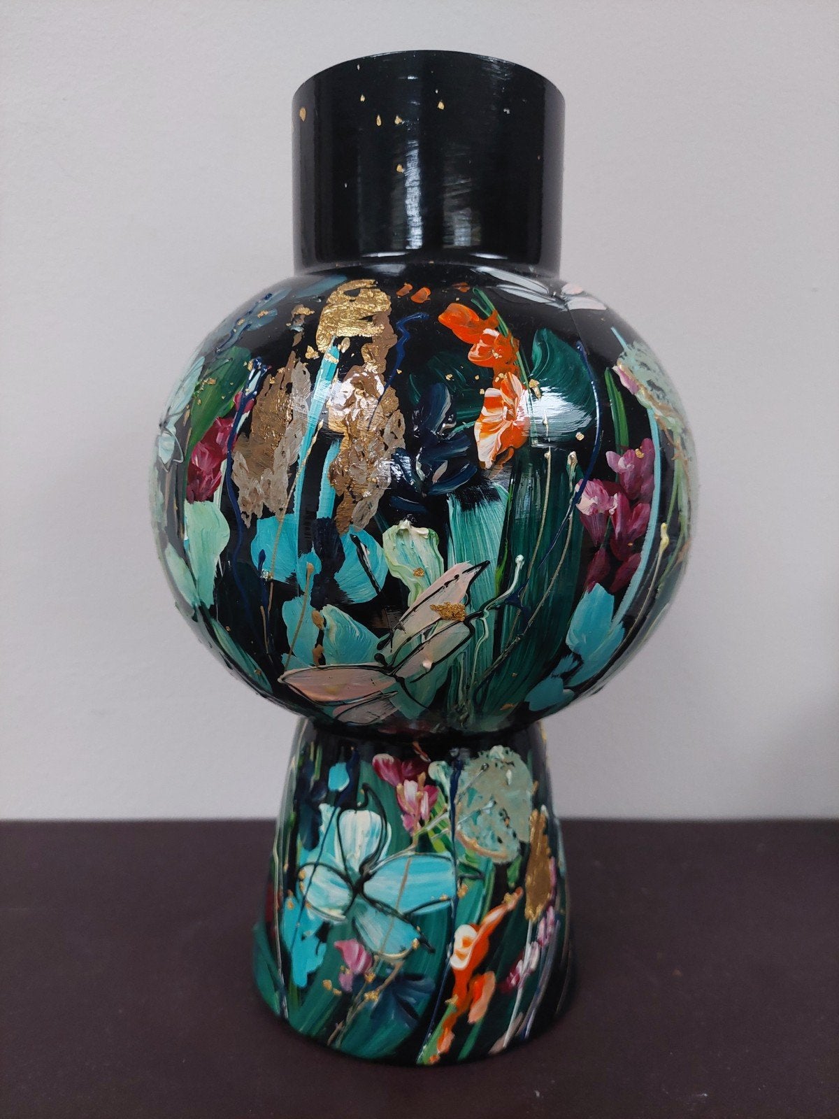 Kunst van Sharon vaas Model Fiep Sharon de Jager, Zwart, Ophalen of Verzenden, Minder dan 50 cm, Glas