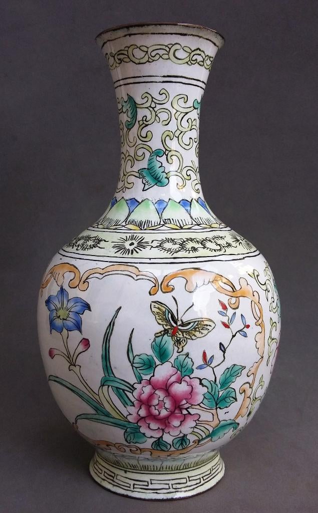 20ste eeuw Famille Rose Cloisonne Chinese Vaas Canton Kanton, Ophalen of Verzenden