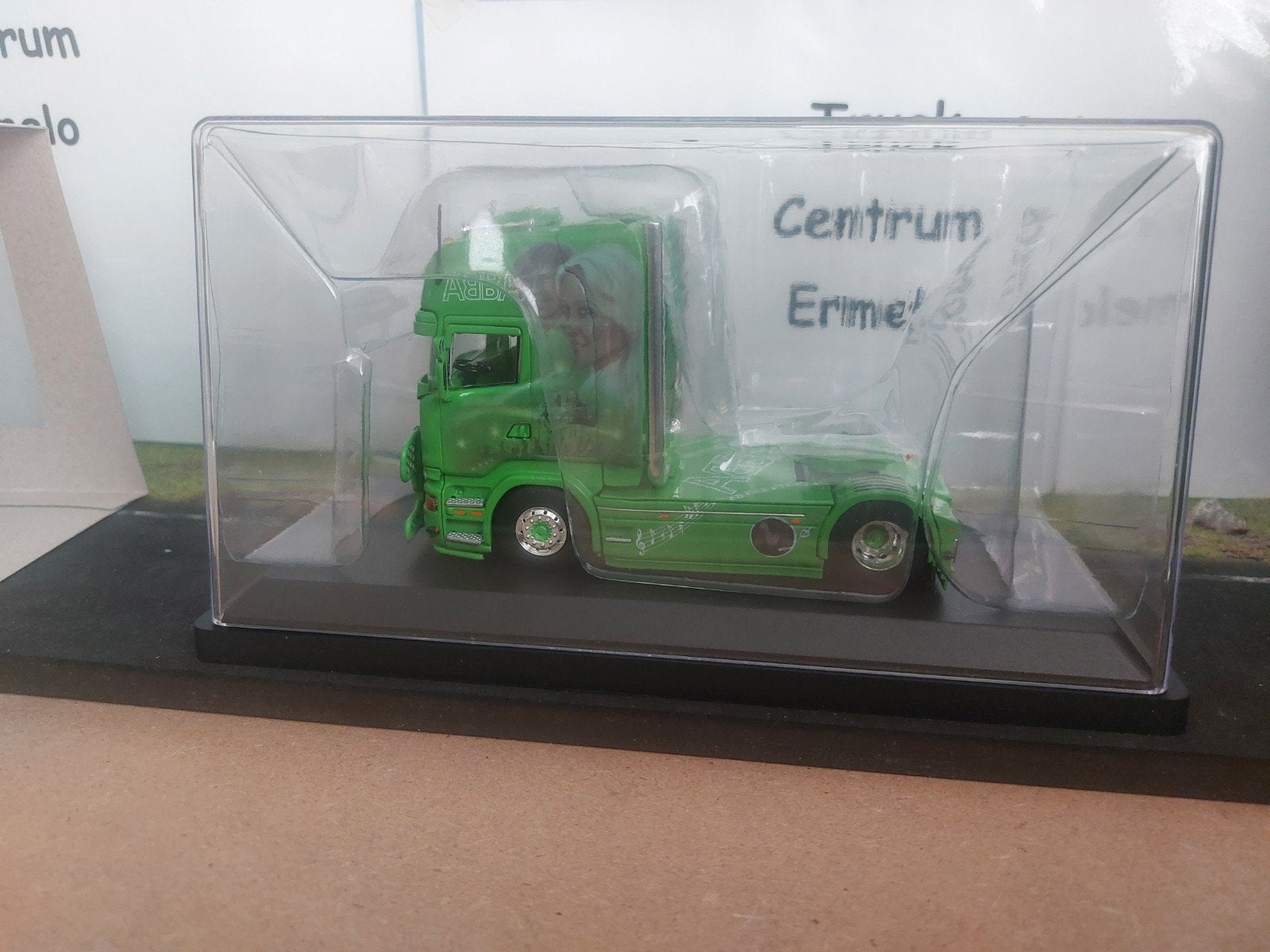 Jenni Abba Truck
Scania R-Streamline Topline 4x2 – packaged, Hobby en Vrije tijd, Ophalen of Verzenden, Nieuw, Bus of Vrachtwagen