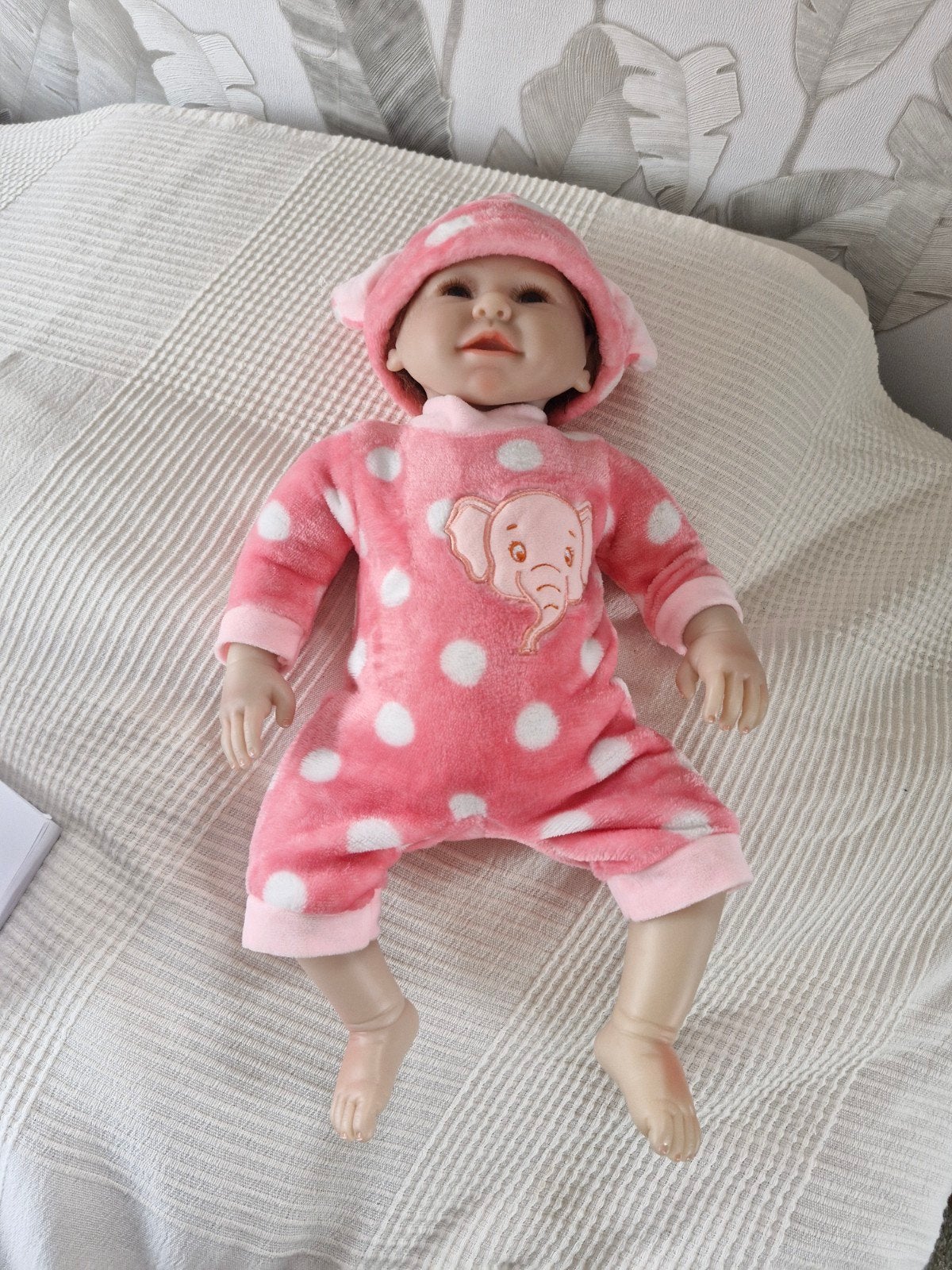 Realistische Reborn Babypop met Roze Pakje, Ophalen of Verzenden, Zo goed als nieuw, Babypop
