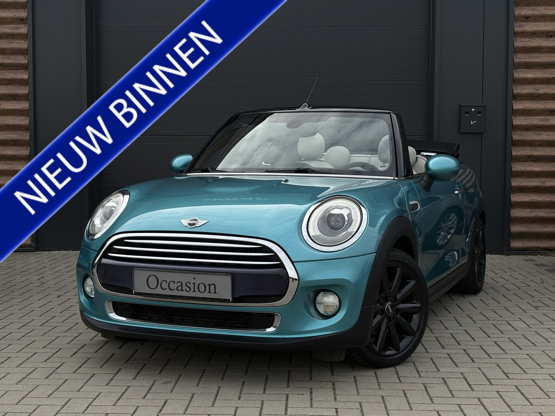MINI Cabrio 1.5 Cooper Chili Business Airco Cr-Control Stoel, Voorwielaandrijving, 136 pk, Gebruikt, Cabriolet