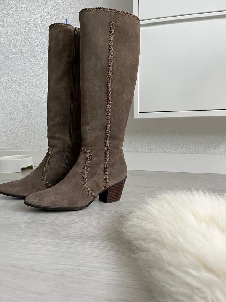 Dameslaarzen, Pedro Miralles, maat 39., Kleding | Dames, Schoenen, Hoge laarzen, Bruin, Ophalen of Verzenden, Zo goed als nieuw