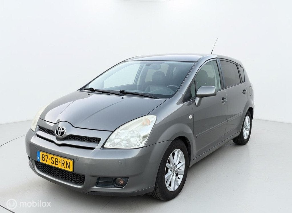 Toyota Corolla Verso 2.2 D-4D Executive Airco Leder, Auto's, Toyota, Voorwielaandrijving, Automatische klimaatregeling, 450 kg