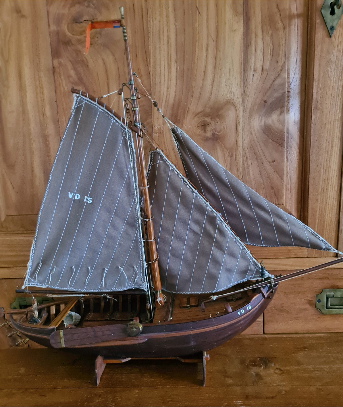 Gedetailleerd houten model van Nederlandse Zuiderzee Botter, Ophalen, Zo goed als nieuw