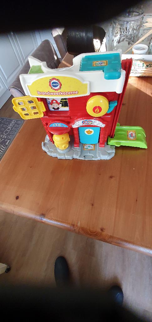 Vtech toet toet brandweer kazerne., Ophalen of Verzenden, Gebruikt, 2 tot 4 jaar