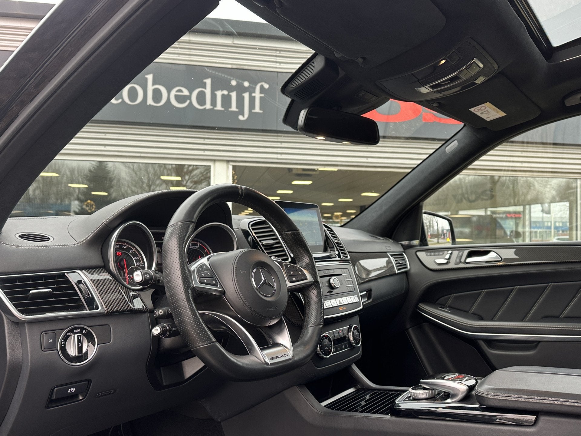 Mercedes-Benz GLS AMG 63 4MATIC 585 pk | Massage | 7pers. |, Auto's, Mercedes-Benz, 5461 cc, 7 stoelen, Zwart, Leder