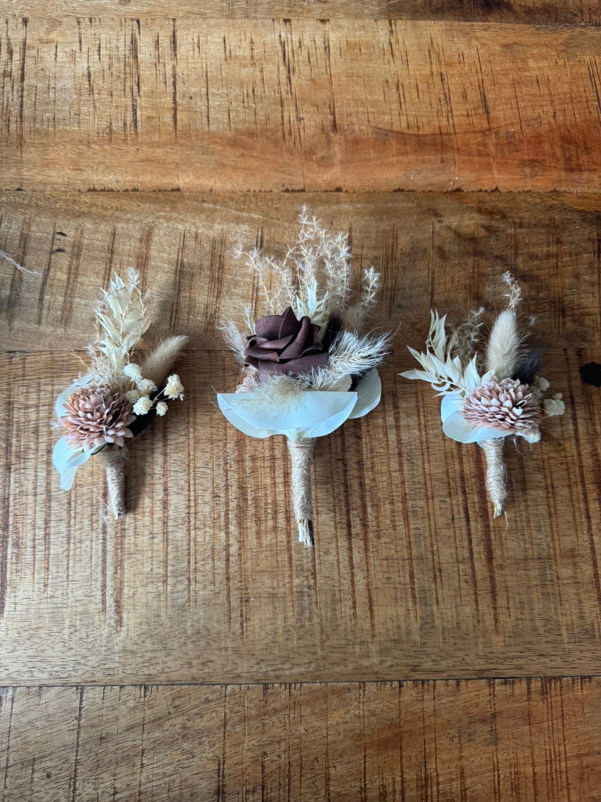 Corsage met droogbloemen man en 2x kind, Kleding | Dames, Ophalen of Verzenden, Nieuw, Beige, Accessoires