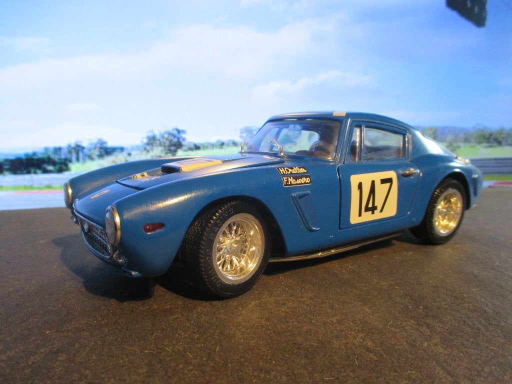 1/18 Ferrari 250 GT SWB 3.0L #147 TdF 1961 Oreiler Masoero, Ophalen of Verzenden, Zo goed als nieuw, Auto, Overige merken