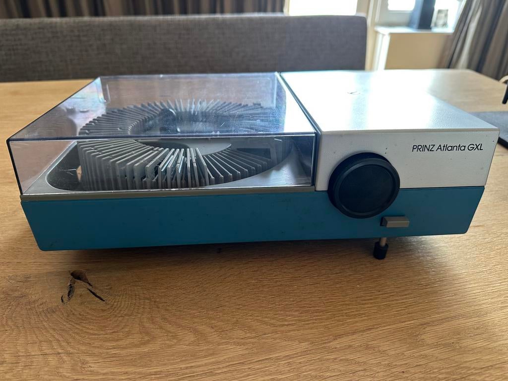 Vintage Prinz Atlanta GXL 35mm diaprojector, Ophalen, Zo goed als nieuw