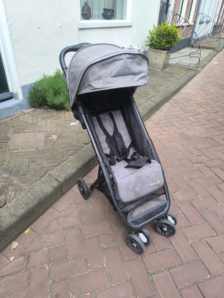 Safety 1st Compacte Buggy - Grijs, Kinderen en Baby's, Buggy's, Gebruikt, Overige merken, Verstelbare rugleuning, Zonnekap, Ophalen