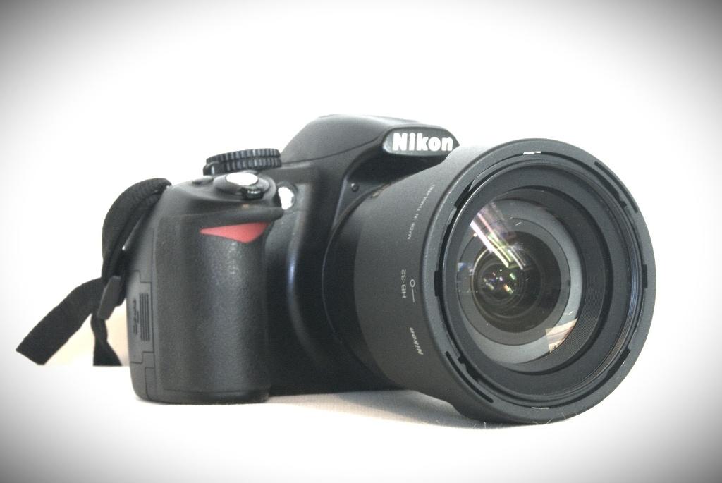 Nette Nikon d3100 met professionele lens!, Audio, Tv en Foto, Fotocamera's Digitaal, Ophalen, 14 Megapixel, Spiegelreflex, Zo goed als nieuw