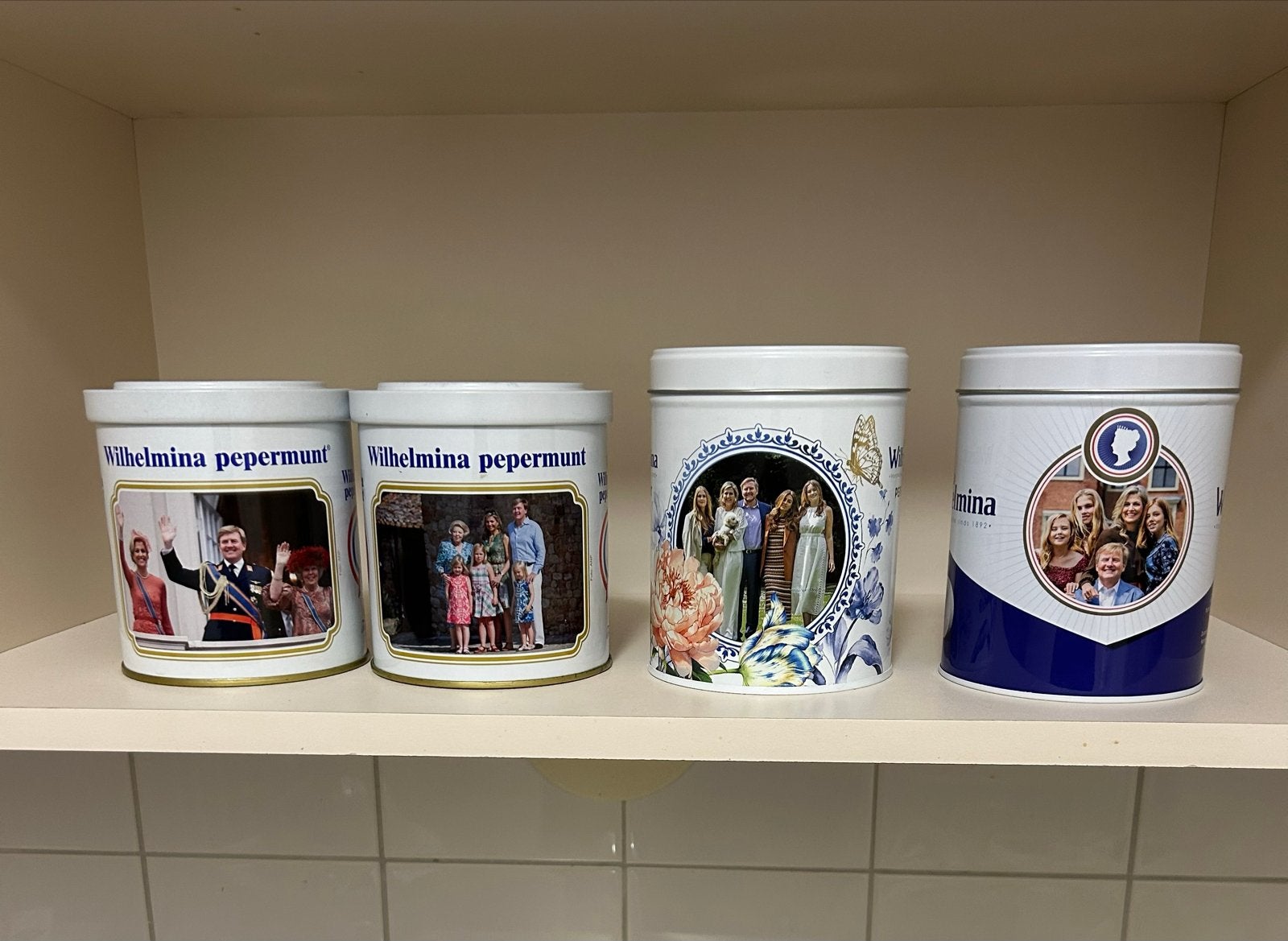 Verzameling Wilhelmina pepermuntblikken 6 stiks, Verzamelen, Ophalen of Verzenden, Gebruikt, Nederland, Overige typen
