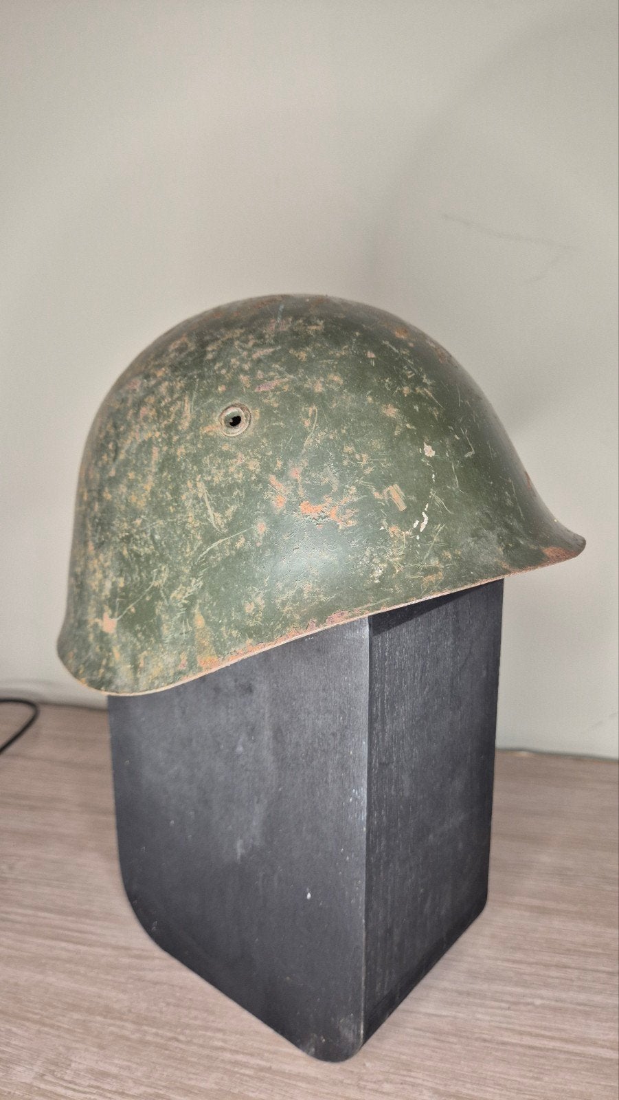 Italiaanse M33 of Bulgaarse M51 / M72 helm, Ophalen of Verzenden