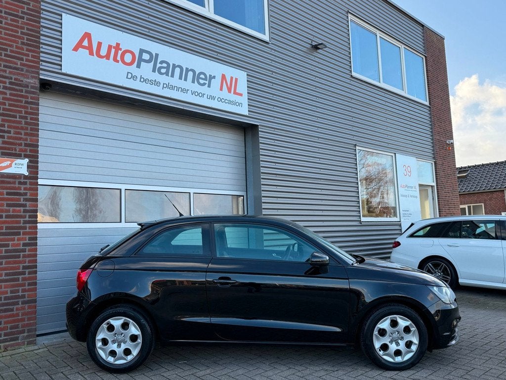 Audi A1 1.2 TFSI Ambition Pro Line! Airco! PDC! Stoelverw.!, Voorwielaandrijving, Euro 5, 4 cilinders, 4 stoelen
