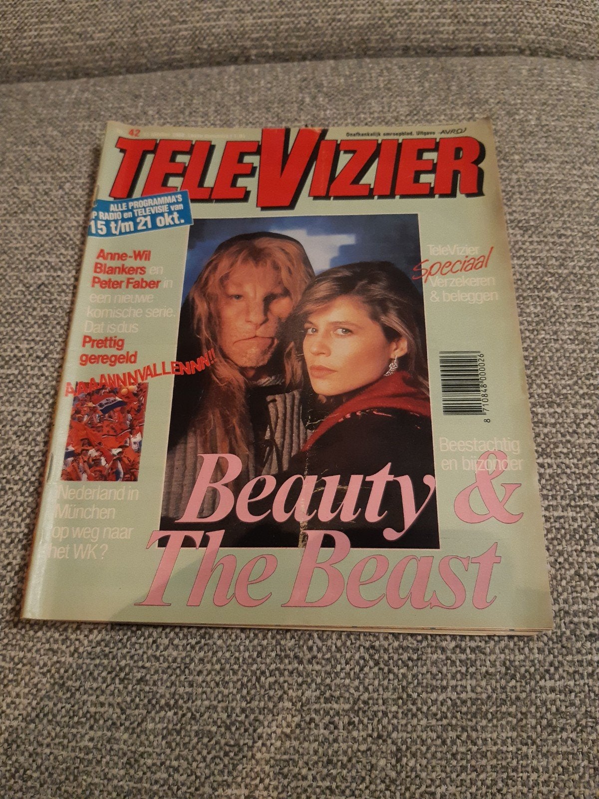 n42.Televizier 1988. Beauty & The Beast. Liz Burch. Ronnie T, Verzamelen, Verzenden, 1980 tot heden
