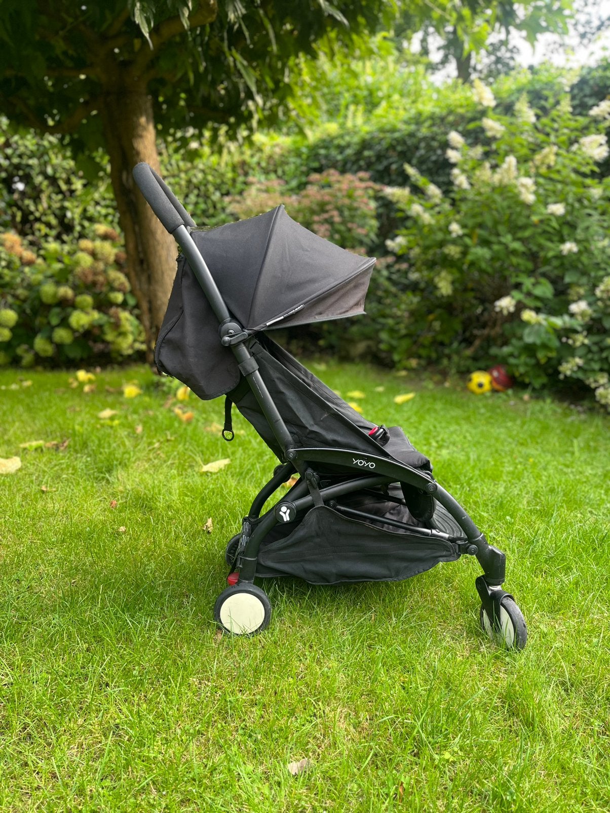 Zwarte Yoyo buggy Babyzen Stokke zwart frame, Kinderen en Baby's, Ophalen, Gebruikt