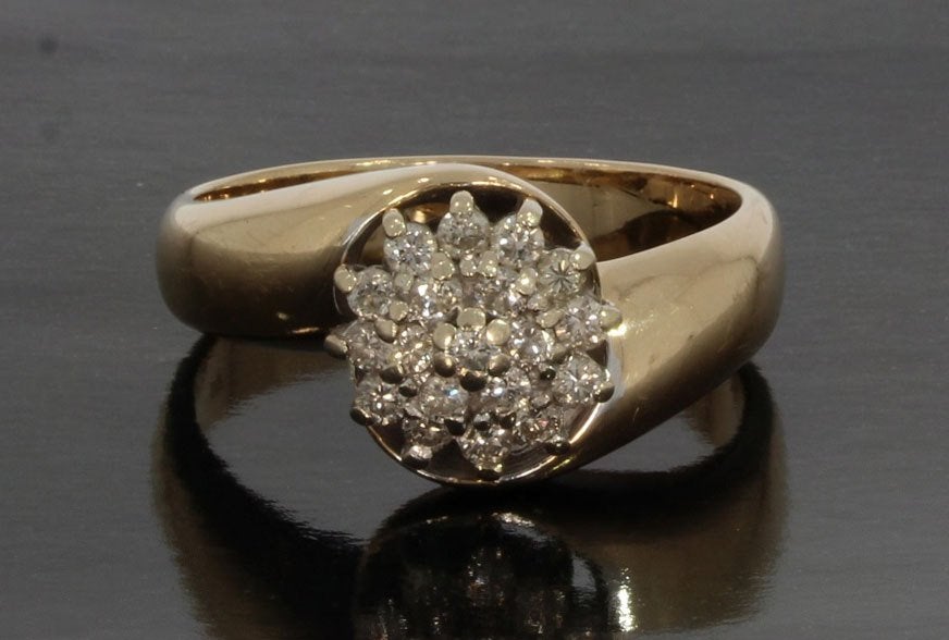 Diamanten luxe 14k gouden rozet entourage dame ring briljant, 18 tot 19, Voordeelsieraden, Ophalen of Verzenden, Zo goed als nieuw