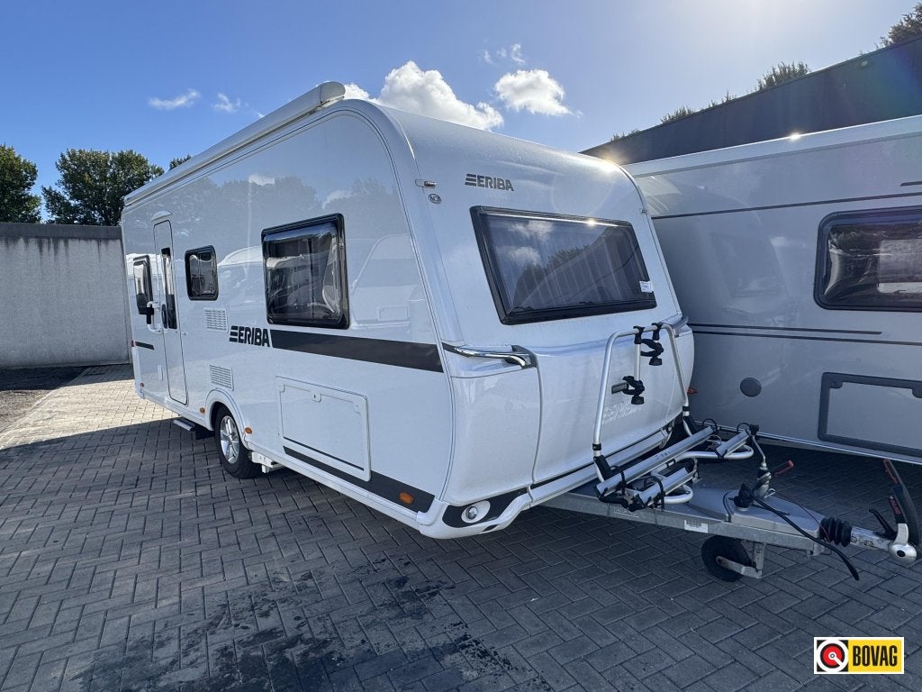 Eriba Nova 480 Mover en Eamp;P levelsysteem, Overige typen, Standaardzit, Bedrijf, Luifel