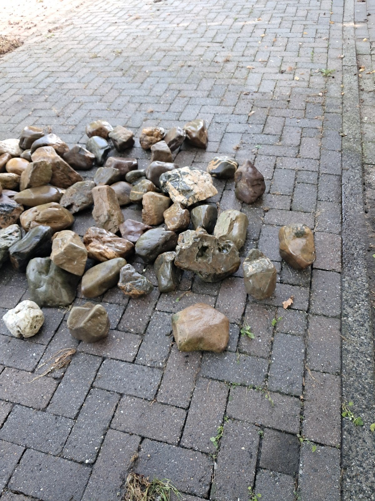 Partij Zwerfkeien, Ophalen, Zo goed als nieuw, Grijs, Kei