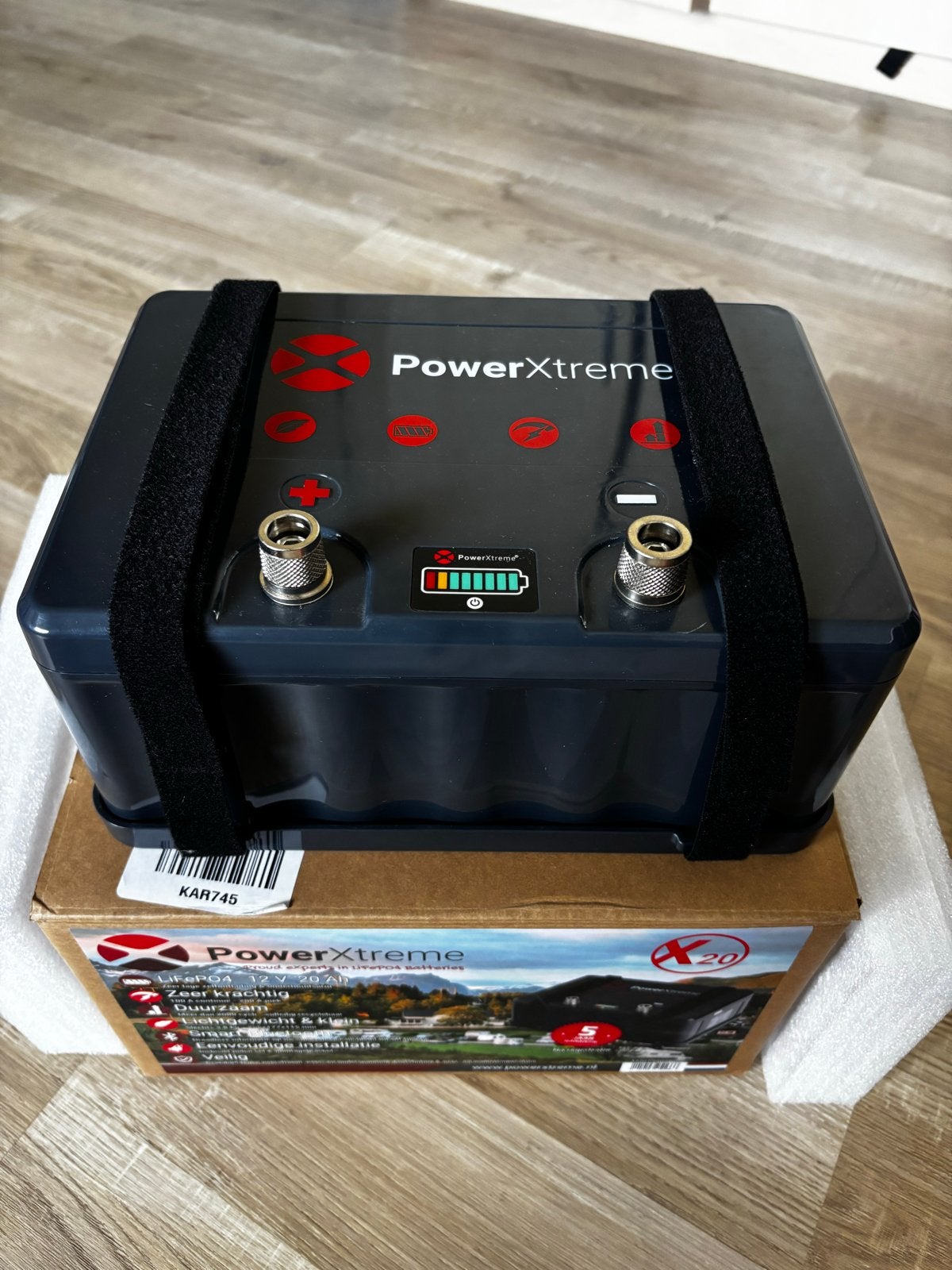 PowerXtreme LiFePO4 12V 20Ah accu met Bluetooth, Ophalen of Verzenden, Zo goed als nieuw