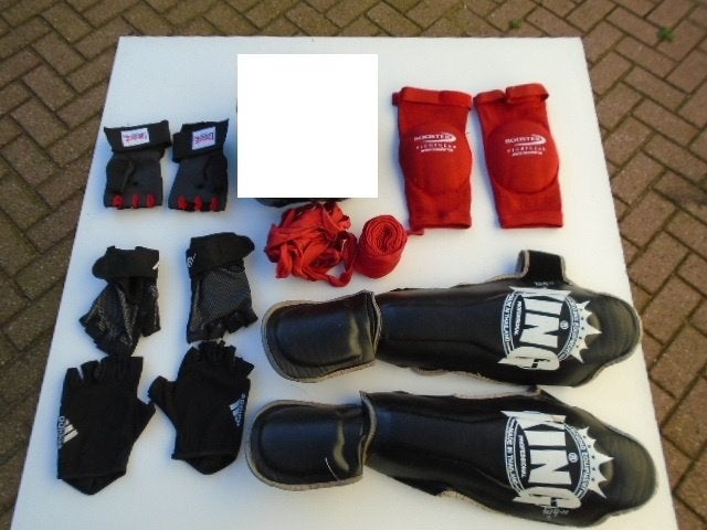KICKBOKS KING SCHEENBESCHERMERS LEDER HANDSCHOENEN KNIE, Gebruikt, Overige, Vechtsportbescherming, Ophalen of Verzenden