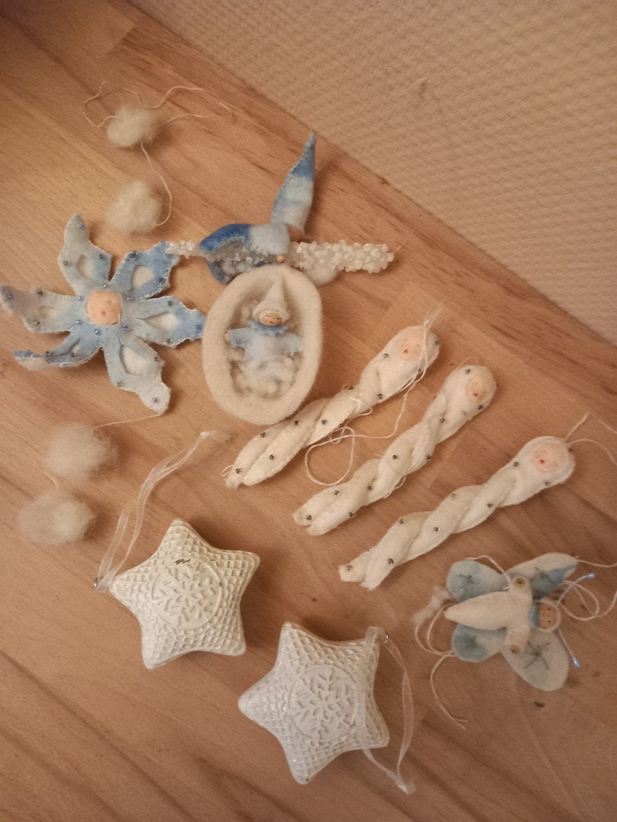 Setje winter items van vilt voor seizoenstafel/jaarring, Ophalen of Verzenden, Gebruikt, Figuurtje(s), Wolvilt