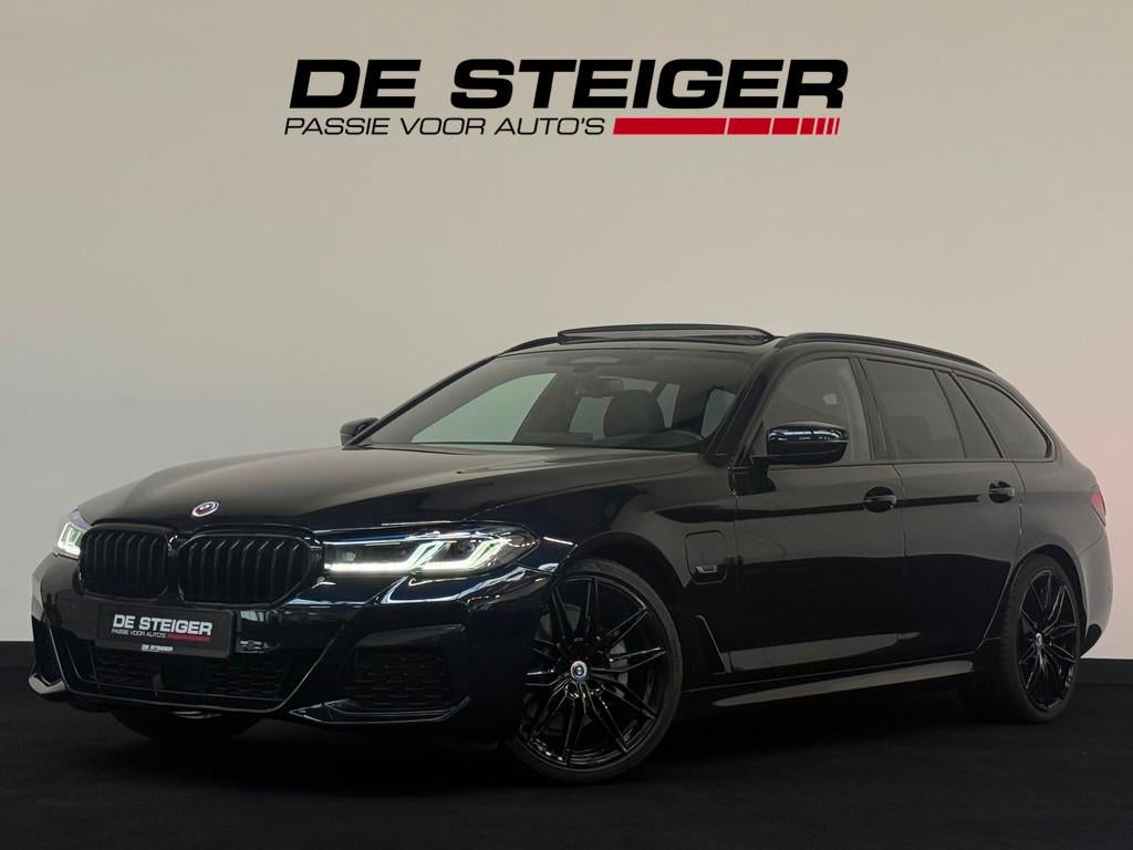 BMW 5-serie Touring 530e M Sport Pano Laser Harman Kardon Tr, Automaat, 1998 cc, Gebruikt, Zwart