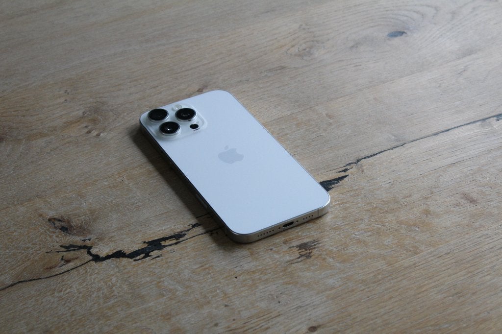 Apple iPhone 16 Pro Max - 256GB - White Titanium, 256 GB, Apple, Apple, Zwart