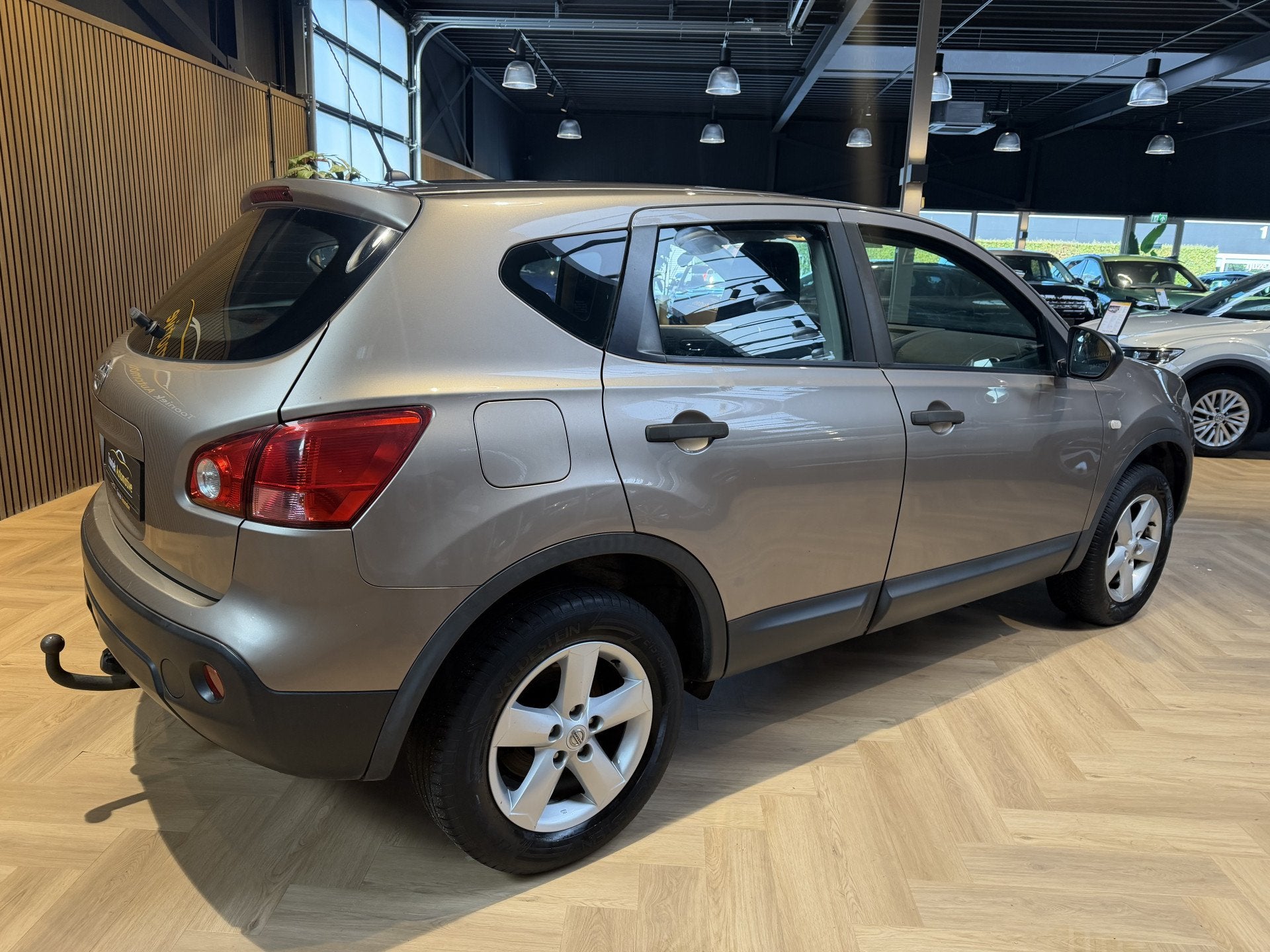Nissan QASHQAI 1.6 Visia (bj 2009), Auto's, Voorwielaandrijving, Gebruikt, Huisgarantie, 4 cilinders