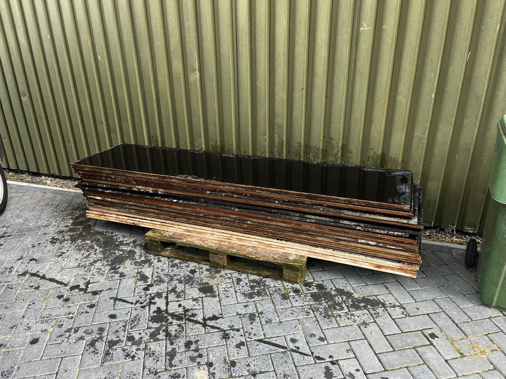 Betonplex, Doe-het-zelf en Verbouw, Hout en Planken, Ophalen, 25 tot 50 mm, Zo goed als nieuw, Plank