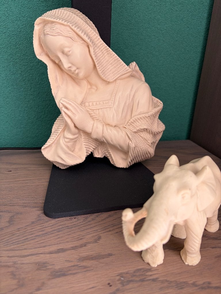 Twee decoratieve beeldjes, Ophalen of Verzenden, Zo goed als nieuw, Religie