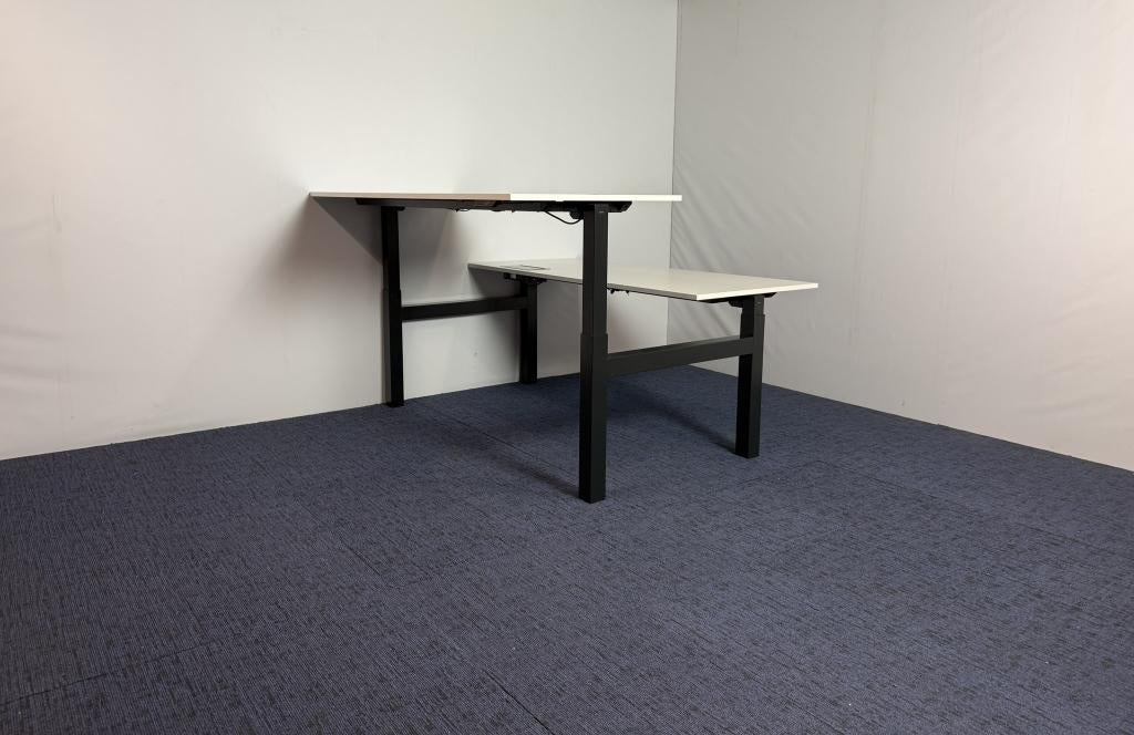 2 x Bench zit/sta bureau Gispen (elektrisch) - 180 x 170 cm., Huis en Inrichting, Bureaus, Ophalen, Gebruikt, 180 cm, Gispen