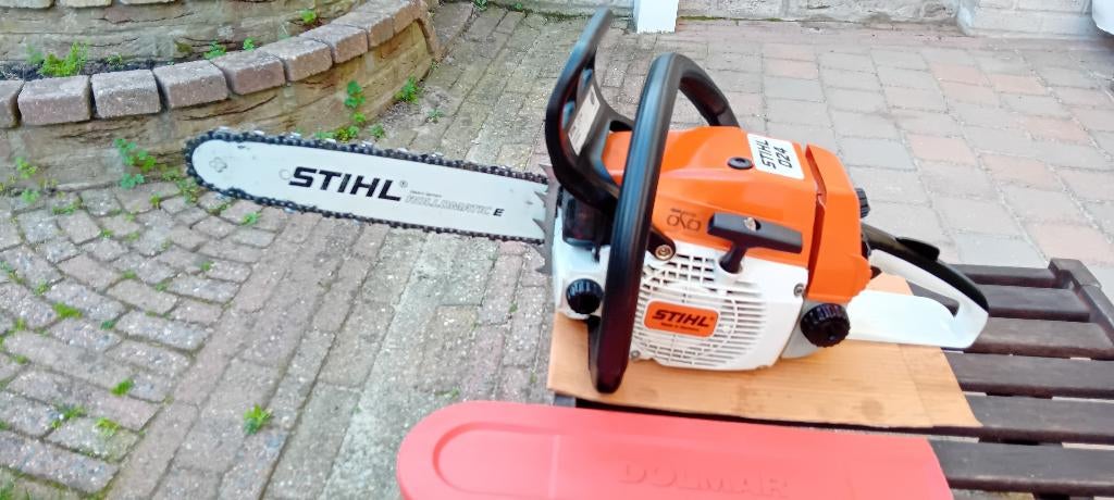 Reparatie en onderhoud kettingzagen,bosmaaier,bladblazers 2, Ophalen of Verzenden, Zo goed als nieuw