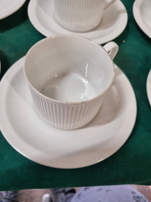 kop en schotels wit geribbeld royal porcelain, Antiek en Kunst, Ophalen of Verzenden