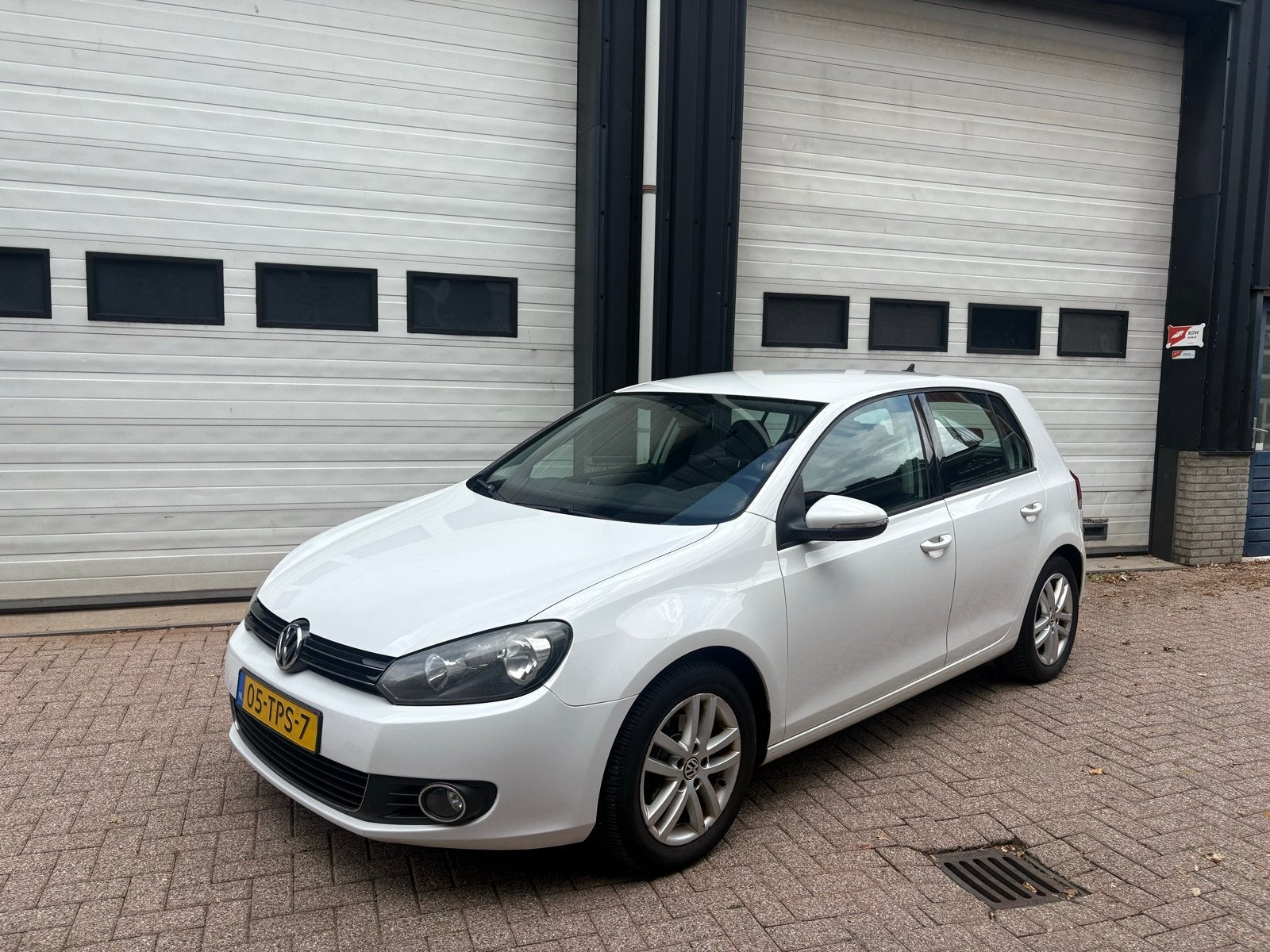 Volkswagen Golf 1.2 TSI 77KW DSG 2012 Wit, 4 cilinders, Wit, Origineel Nederlands, 630 kg