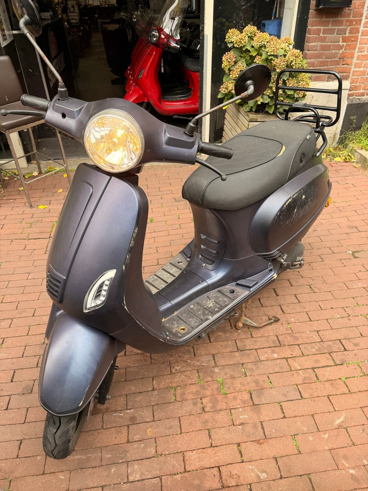 AGM VX 50 Bromscooter uit 2023 - 1e Eigenaar, Ophalen, Gebruikt, Maximaal 45 km/u