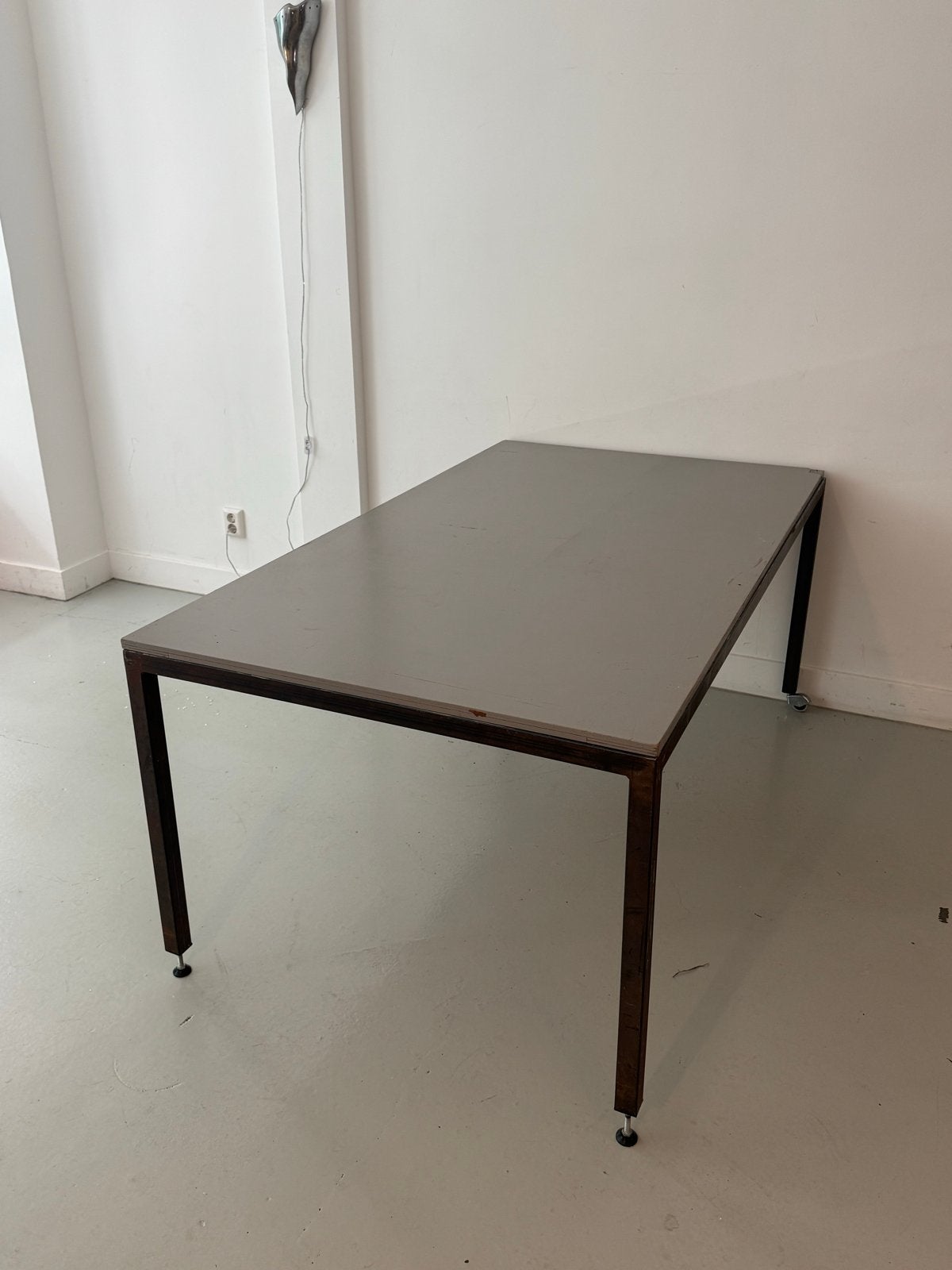 Metal frame tables, Tafels met metalen frame, Ophalen, Gebruikt, 50 tot 100 cm, Vier personen