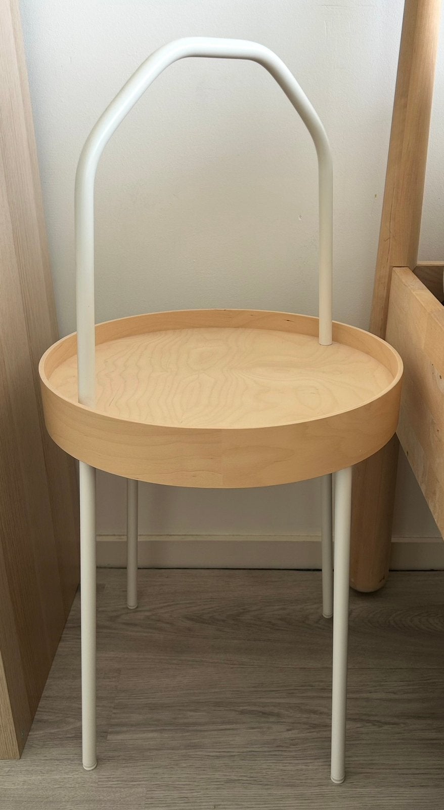 BURVIK bijzettafel, Minder dan 55 cm, Rond, Zo goed als nieuw, Ophalen