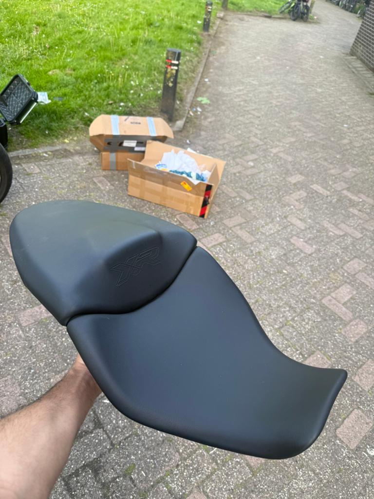 BMW S 1000 XR zadel (verlaagd) K69 2020+, Motoren, Ophalen of Verzenden, Nieuw