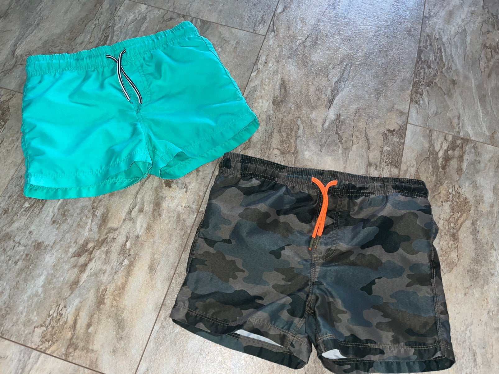 Zwembroek maat 110, Ophalen of Verzenden, Jongen, Sport- of Zwemkleding