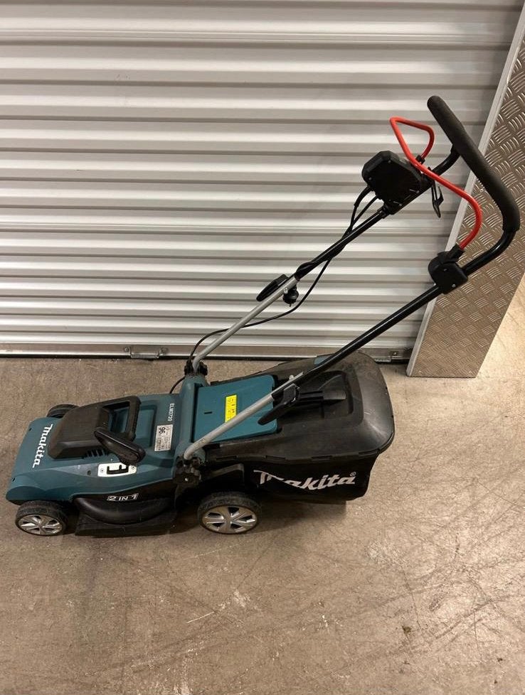 Makita elektrische grasmaaier COMPLEET, Tuin en Terras, Grasmaaiers, Ophalen, Gebruikt, Elektrische grasmaaier